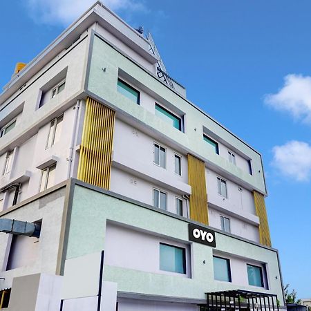 Super Townhouse Dev'S Inn By Cj Gunadala Zewnętrze zdjęcie