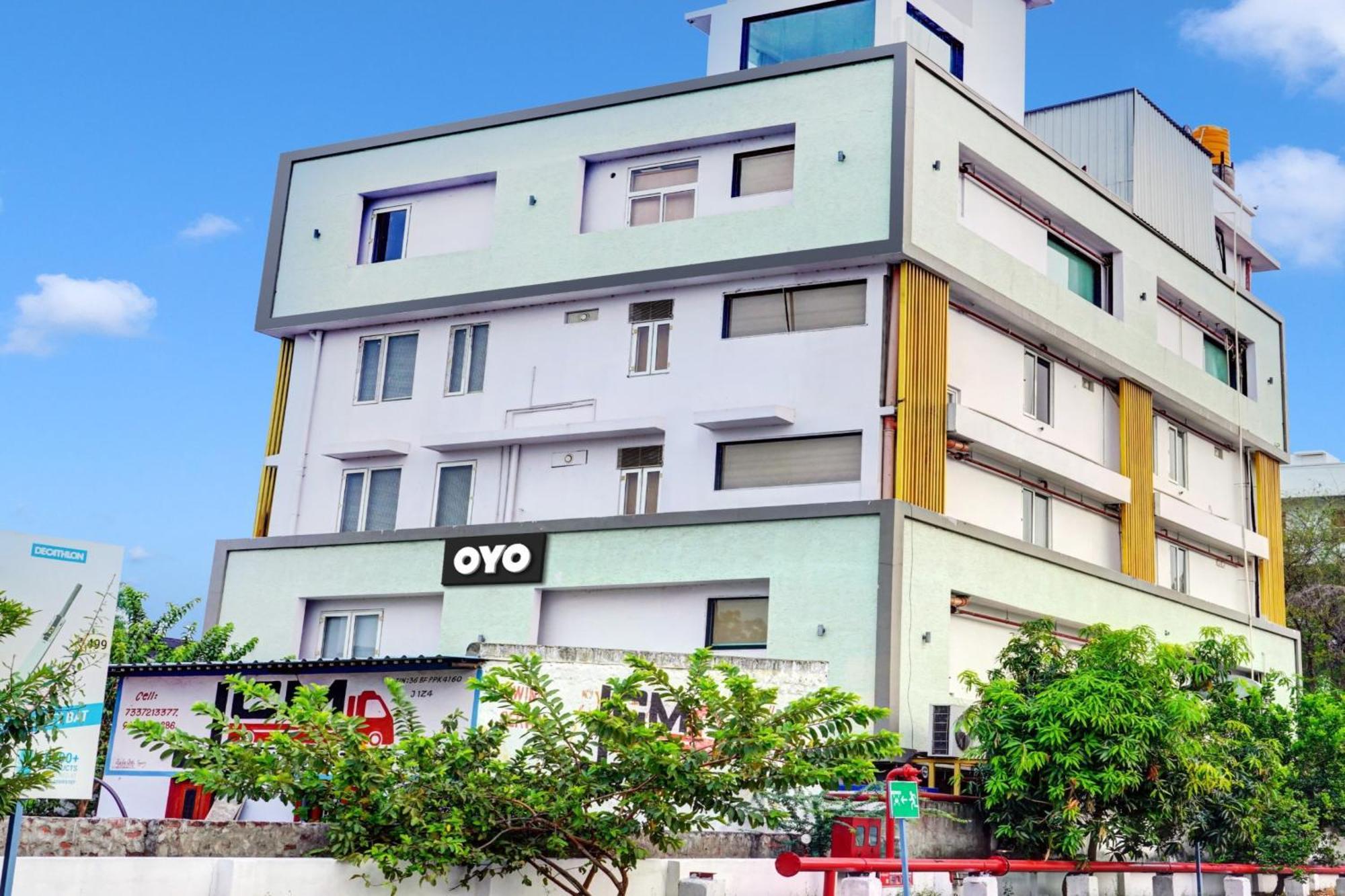 Super Townhouse Dev'S Inn By Cj Gunadala Zewnętrze zdjęcie